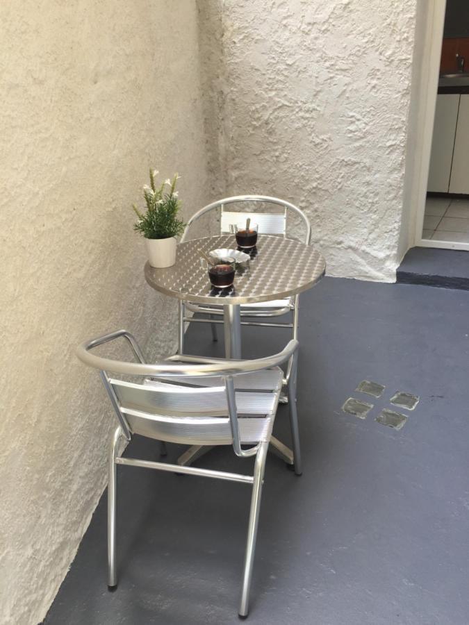 Studio Centre Avec Terrasse Aviñón Exterior foto